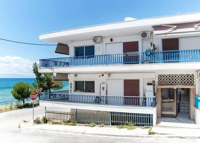 Seafront 2 Bedrooms * 尼亚伊拉克利亚